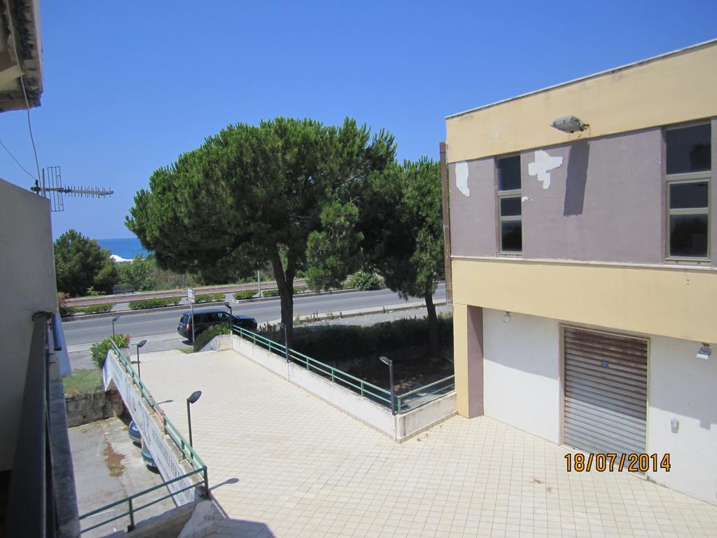 Apartments Mediterraneo 475 Scalea Exteriör bild